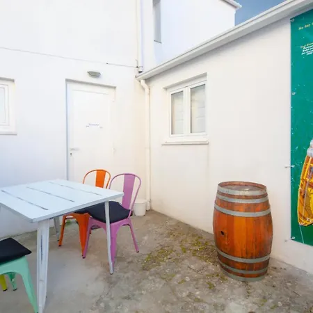 Private House Only For 145 - 8min Historiccenter Apartmán